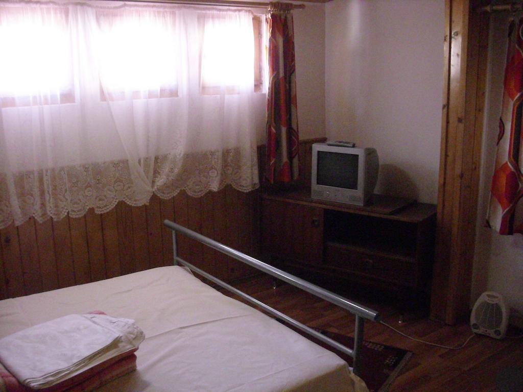 Pensiunea Montan Буштени Номер фото